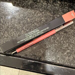 MAC Colour Excess Gel Pencil Eyeliner in Pink